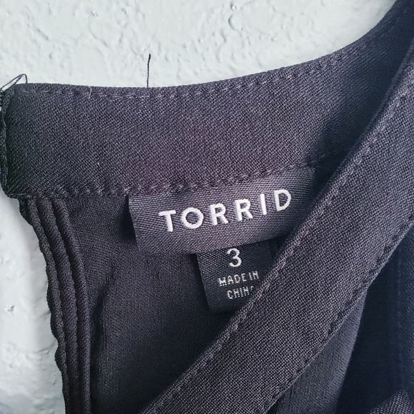 Torrid Black Bengaline High Neck Strappy Cage Front Top - Picture 6 of 8